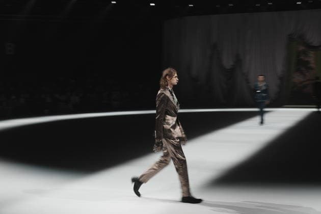 March 27, 2026, Beijing, China: A model walks the runway at the Zickness show by designer Zic during 2026 China International Fashion Week Beijing China - ZUMAx102 20260327_zsp_x102_018 Copyright: xPeterxCooperx
