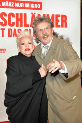 Angelika Milster and Hape Kerkeling at the premiere of the movie Horst Schlämmer sucht das Glück at the Zoo Palast Berlin, 27 03 2026 Foto:xM.xBehrensx xFuturexImagex schlaemmer_berlin_6315