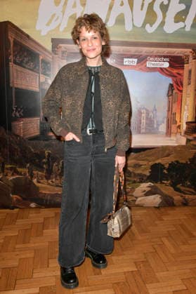 Kristin Suckow at the special screening Banausen Comedy Theater Chaos at Deutsches Theater Berlin, 27 03 2026 Foto:xM.xBehrensx xFuturexImagex banausen_6301