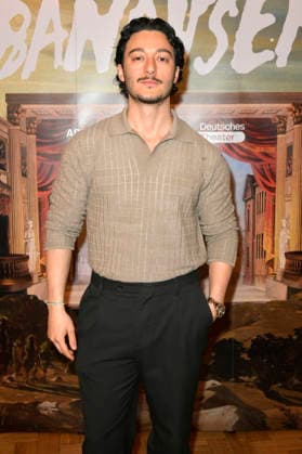 Mehmet Daloglu at the special screening Banausen Comedy Theater Chaos at Deutsches Theater Berlin, 27 03 2026 Foto:xM.xBehrensx xFuturexImagex banausen_6310