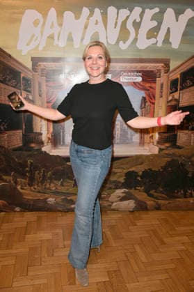 Sandra Pabst at the special screening Banausen Comedy Theater Chaos at Deutsches Theater Berlin, 27 03 2026 Foto:xM.xBehrensx xFuturexImagex banausen_6313