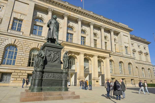 Denkmal Freiherr vom Stein, Berliner Abgeordnetenhaus, Niederkirchnerstraße, Mitte, Berlin, Deutschland *** Monument Freiherr vom Stein, Berlin House of Representatives, Niederkirchnerstraße, Mitte, Berlin, Germany