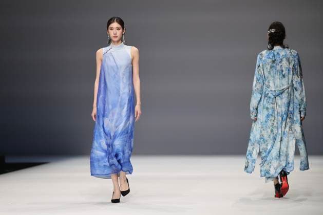 BEIJING, CHINA - MARCH 27: Models walk the runway at the GUANJU collection by designer Guan Yazheng on day 8 of China Fashion Week 2026 (Spring) at 798Â·751 PARK on March 27, 2026 in Beijing, China.  Copyright: xChinaxNewsxServicex 111631117658
