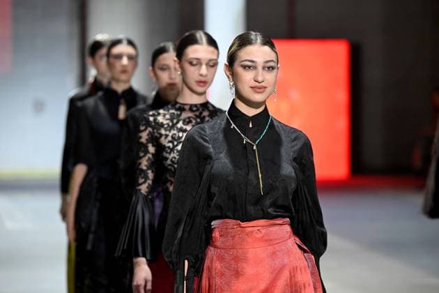 (260328) -- SKOPJE, March 28, 2026 -- Models present creations during the China Night gala of Fashion Weekend Skopje, in Skopje, North Macedonia, March 27, 2026. (Photo by Xinhua) NORTH MACEDONIA-SKOPJE-FASHION- CHINA NIGHT GALA TomislavxGeorgiev 