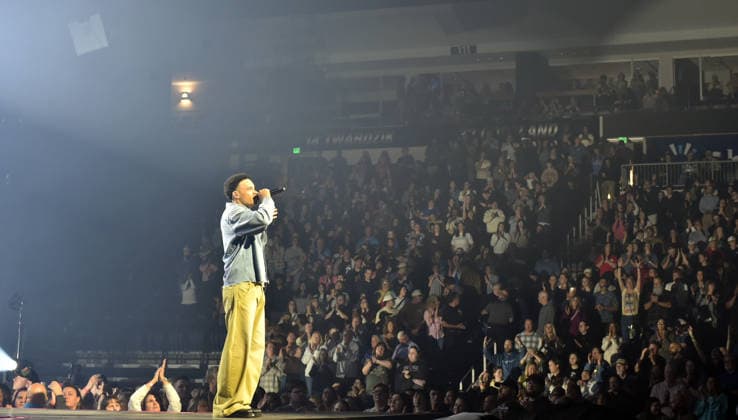 March 27, 2026, Norfolk, Virginia, USA: TAUREN WELLS brings some christan music to the at The Chartway Arena at Old Dominion University, Norfolk, Virginia on 27 March 2026. photo Ã‚ Norfolk USA  - ZUMAm90_ 20260327_zap_m90_055 Copyright: xJeffxMoorex