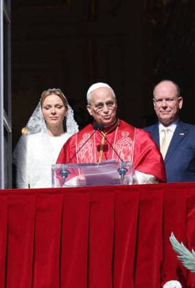 Pope Leo XIV on the balcony of the Prince s Palace with Prince Albert II of Monaco, Princess Charlene Historic visit of Pope Leo XIV to Monaco on March 28, 2026 Claudia Albuquerque Bestimage Pope Leo XIV on the balcony of the Prince s Palace with Prince Albert II of Monaco, Princess Charlene Historic visit of Pope Leo XIV to Monaco on March 28, 2026 Monaco  Copyright: xClaudiaxAlbuquerquex xBestimagexClaudiaxAlbuquerquex xBestimagex