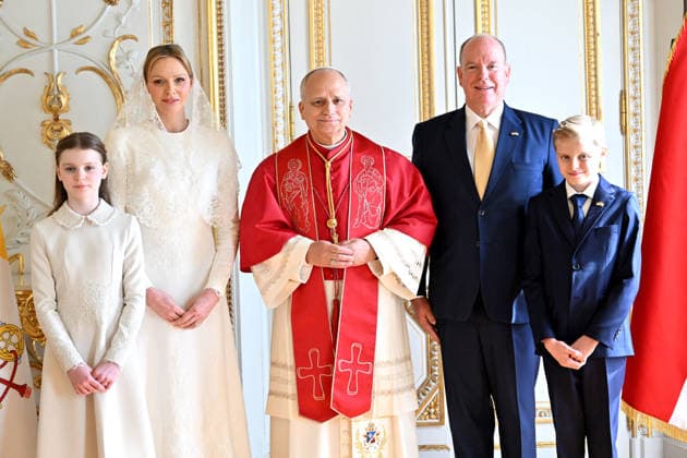Pope Leo XIV with Prince Albert II of Monaco, Princess Charlène,Prince Jacques and Princess Gabriella Meeting at the Pricnier Palace and official photo Historic visit of Pope Leo XIV to Monaco on March 28, 2026 Bruno Bebert Dominique Jacovides Bestimage Pope Leo XIV s meeting with Prince Albert II of Monaco and Princess Charlene at the Prince s Palace Historic visit of Pope Leo XIV to Monaco on March 28, 2026 Monaco  Copyright: xDominiquexJacovidesx-xBrunoxBebertx xBestimagexDominiquexJacovidesx-xBrunoxBebertx xBestimagex