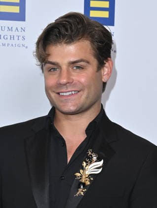 Human Rights Campaign Los Angeles Dinner Garrett Clayton arriving at the Human Rights Campaign Los Angeles Dinner held at the Fairmont Century Plaza on March 28, 2026 in Century City, CA. Century City Fairmont Century Plaza California USA Copyright: xLeexWattx xAFF-USA.COMx