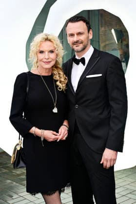 Victoria Herrmann with husband David Böthig at the 9 Windflüchter Charity Gala 2026 in aid of the Betroffen˜ foundation in the Störtebeker Brauquartier Stralsund, 28 03 2026 Foto:xM.xWehnertx xFuturexImagex windfluechter_6307
