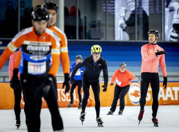 HEERENVEEN - Prince Bernhard and Simon Keizer on the Thialf ice rink during the kick-off of the tenth edition of De Hollandse 100. The duathlon is held annually to raise money for scientific research into the nature and treatment of lymphoma. KOEN VAN WEEL ANP netherlands out - belgium out  Copyright: xx x554651741x originalFilename: 554651741.jpg