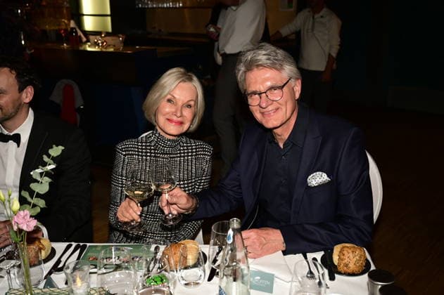 Peter Escher with his wife Ulrike at the 9 Windflüchter Charity Gala 2026 in aid of the Betroffen˜ foundation in the Störtebeker Brauquartier Stralsund, 28 03 2026 Copyright: xMatthiasxWehnertx