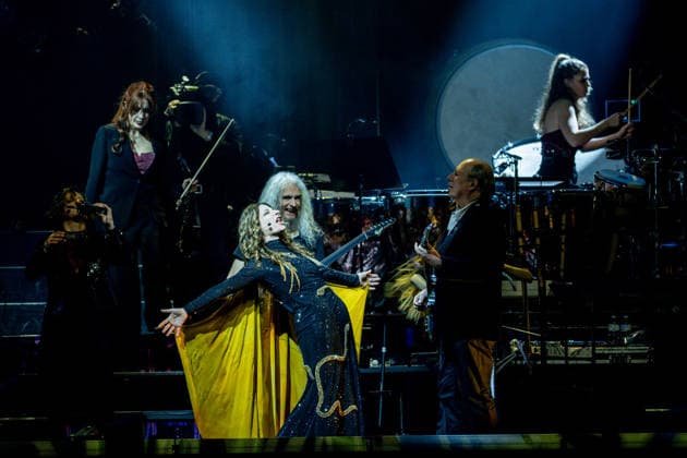 Hans Zimmer performs at the Movistar Arena Composer Hans Zimmer during a performance at the Movistar Arena, March 29, 2026, in Madrid Spain Acclaimed composer Hans Zimmer brings his spectacular The Next Level tour to the Movistar Arena Known for his unforgettable soundtracks for films such as Inception, Gladiator and Dune, Zimmer promises a unique live experience, combining his musical mastery with an impressive audiovisual display, Gladiator and Dune, Zimmer promises a unique live experience, combining his musical mastery with an impressive audiovisual display 29 MARCH 2026 CONCERT HANS ZIMMER MOVISTAR ARENA PERFORMANCE MADRID Madrid Madrid Madrid Espana  Copyright: xRicardoxRubiox 7406098