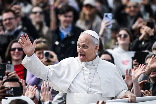 Rom, Vatikan 29.03.2026 Papst Leo XIV. bei der Audienz nach der Palmsonntagsmesse auf dem Petersplatz *** Rome, Vatican 29 03 2026 Pope Leo XIV in audience after Palm Sunday Mass in St. Peters Square