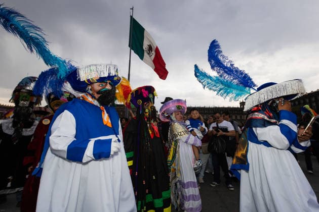 March 29, 2026, Mexico City, Mexico: Performers, dancers and musicians took part in the Third Carnival of Carnivals in Mexico City, where thousands of people followed the route from the Monument to the Revolution to the Zocalo, in a celebration defined by masks, traditional costumes and live music. Mexico City Mexico - ZUMAl178 20260329_znp_l178_067 Copyright: xCristianxLeyvax