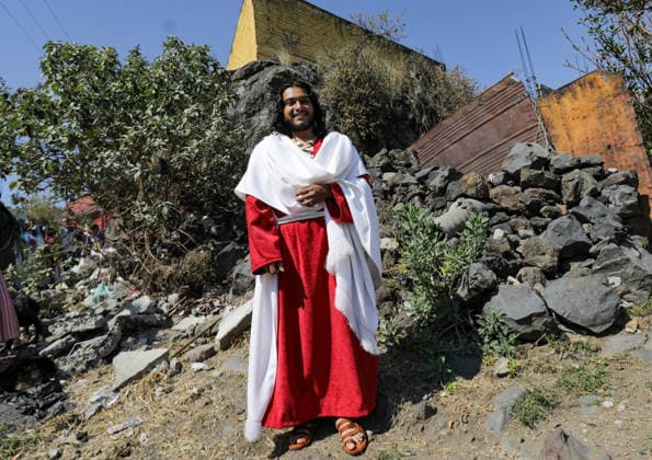 A person portraying Jesus during the Palm Sunday reenactment in the Tenorios neighborhood in the Iztapalapa borough, a tradition over 40 years old, which marks the beginning of the Holy Week liturgical celebrations. on March 29, 2026 in Mexico City, Mexico. Mexico City Mexico - ZUMAe321 20260329_zia_e321_020 Copyright: xIanxRoblesx