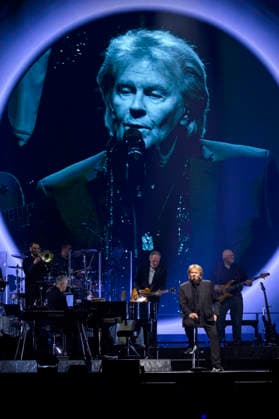 Pop star Howard Carpendale 80 years live at a concert of his farewell tour Lets Do It Again, Again in Dortmunds Westfalenhalle Dortmund, 29 03 2026 NRW Germany Copyright: xSaschaxSchuermannx