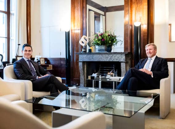 30-03-2026 HtB King Willem-Alexander during a meeting with Prime Minister Rob Jetten in his office at Noordeinde palace for the first weekly meeting since the swearing-in of the Jetten cabinet. Â  Copyright: xPPEx