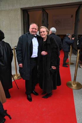 Alexandra Graski Hoffmann, art fair organizer, with company, Das Rheingold, premiere, Easter Festival, Salzburg, 2026, Manfred Siebinger