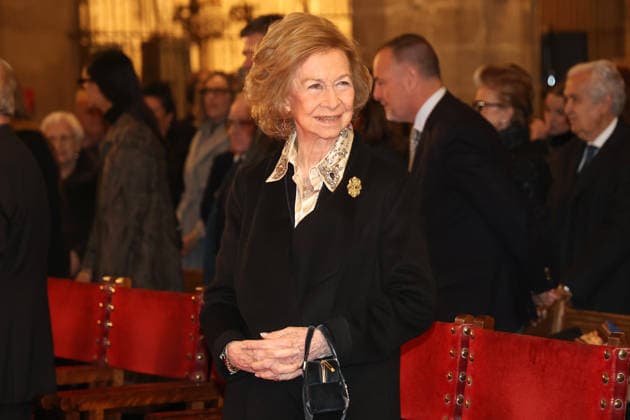 Queen Sofia attends the annual Easter concert to benefit Projecte Home Balears Queen Sofia attends the annual Easter concert, in the Cathedral Basilica of Santa Maria de Mallorca, on March 30, 2026, in Palma de Mallorca, Mallorca, Balearic Islands Spain The Balearic Symphony Orchestra and the Choir of the University of the Balearic Islands have performed the Easter concert Verdis Requiem for the benefit of Proyecto Hombre The organization has indicated that the proceeds of the program will go entirely to the treatment and prevention programs developed by the entity in the Balearic Islands 30 MARCH 2026 QUEEN SOFIA SPAIN MALORCA CONCERT EASTER BENEFICIAL BALEARIC BALEARIC ISLANDS Palma de Mallorca, Mallorca Isl Palma de Mallorca, Mallorca I  Copyright: xIsaacxBujx 7408698