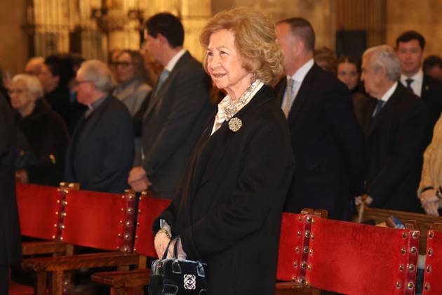Queen Sofia attends the annual Easter concert to benefit Projecte Home Balears Queen Sofia attends the annual Easter concert, in the Cathedral Basilica of Santa Maria de Mallorca, on March 30, 2026, in Palma de Mallorca, Mallorca, Balearic Islands Spain The Balearic Symphony Orchestra and the Choir of the University of the Balearic Islands have performed the Easter concert Verdis Requiem for the benefit of Proyecto Hombre The organization has indicated that the proceeds of the program will go entirely to the treatment and prevention programs developed by the entity in the Balearic Islands 30 MARCH 2026 QUEEN SOFIA SPAIN MALORCA CONCERT EASTER BENEFICIAL BALEARIC BALEARIC ISLANDS Palma de Mallorca, Mallorca Isl Palma de Mallorca, Mallorca I  Copyright: xIsaacxBujx 7408699