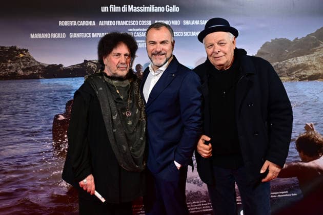 Cinema Metropolitan (Na) 03 30 2026 Premiere of the film La Salita by Massimiliano Gallo In the photo: Massimiliano Gallo - Enzo Avitabile - Enzo Gragnaniello  Copyright: xRobertoxJandolix xipa-agency.netx xRobertoxJandolix IPA_Agency_IPA73652089