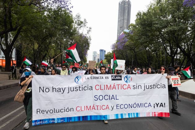 March 30, 2026, Mexico City, Mexico: People and activist groups marched in Mexico City in support of the Palestinian people, as part of the commemoration of Palestinian Land Day. The demonstration moved from the Hemiciclo a Juarez to the Angel of Independence, with the participation of social, student and civil organizations calling for an end to the violence and justice for Palestine. Mexico City Mexico - ZUMAl178 20260330_znp_l178_048 Copyright: xCristianxLeyvax