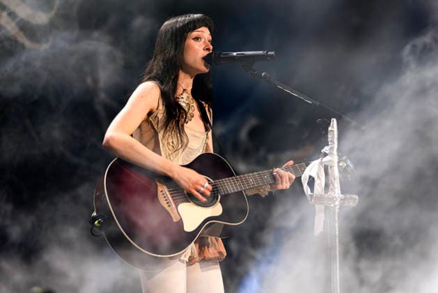 Holly Humberstone performs at New Century Hall Holly Humberstone performs at New Century Hall, Manchester, England, 30th March 2026, Credit:Mike Gray Avalon  Copyright: xMikexGrayx xAvalonx 1087555161