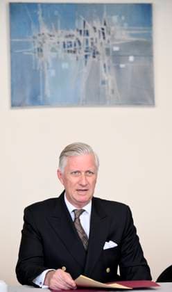 King Philippe s visit to La Louvière LA LOUVIERE, BELGIUM - MARCH 31 : King Philippe chairs a round-table discussion alongside Minister-President Adrien Dolimont (MR) dedicated to the socio-economic regeneration of the Centre region, in the company of the Walloon Minister-President Adrien Dolimont (MR) on March 31, 2026 in La Louviere, Belgium, 31 03 2026 La Louviere Belgium  Copyright: xDidierxLebrunx