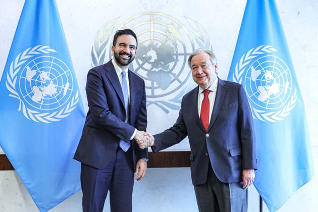 March 31, 2026, New York, New York, USA: New York City Mayor ZOHRAN MAMDANI shakes hands with Secretary-General ANTONIO GUTERRES during a meeting at United Nations Headquarters in New York. New York USA - ZUMAo116 20260331_znp_o116_006 Copyright: xBiancaxOterox