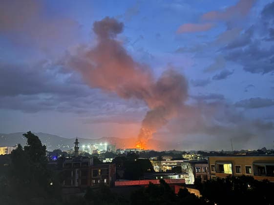 (260331) -- BUJUMBURA, March 31, 2026 -- Photo taken on March 31, 2026 shows smoke rising after explosions followed a fire at a military camp in Bujumbura Province, Burundi. Several blasts were heard in Bujumbura, Burundi s economic capital, on Tuesday, residents told Xinhua. BURUNDI-BUJUMBURA-BLASTS JuxYinhe 