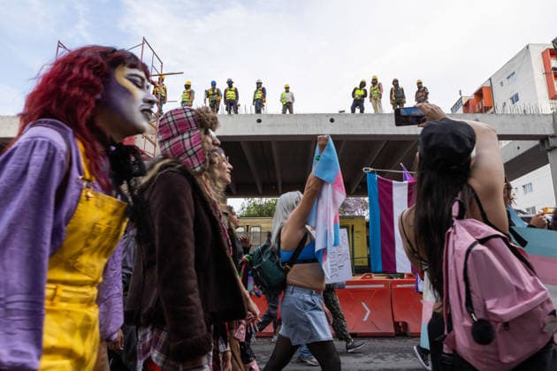 March 31, 2026, Mexico City, Mexico: Demonstration organized by the Libres y Combativas MX collective (Free and Combative Women MX) under the slogan: Trans and non-binary lives matter. The march moved from the Zocalo toward Plaza Tlaxcoaque and the Chabacano subway station, calling for the recognition of transfemicide, a comprehensive trans law, and access to rights including health, identity, education, work and housing. Mexico City Mexico  - ZUMAl178 20260331_znp_l178_046 Copyright: xCristianxLeyvax
