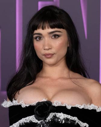 March 31, 2026, Los Angeles, California, USA: attends Hulu s The Testaments red carpet premiere. Los Angeles USA  - ZUMAb173 20260331_aap_b173_024 Copyright: xBillyxBennightx