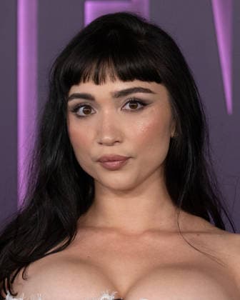 March 31, 2026, Los Angeles, California, USA: attends Hulu s The Testaments red carpet premiere. Los Angeles USA  - ZUMAb173 20260331_aap_b173_031 Copyright: xBillyxBennightx