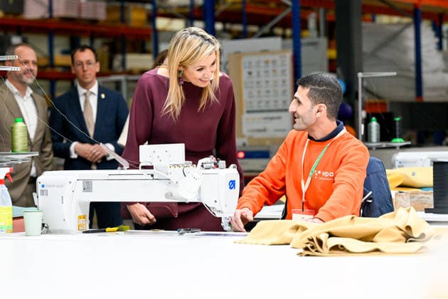 Queen Maxima visits association for circular initiatives. Hoogeveen. The Netherlands. 1 Apr 2026 Queen Maxima during a visit to Vepa, manufacturer of sustainable office furniture. Vepa is part of the Fair Furniture Group and helps organizations with their circular design. Furniture and individual parts are assessed in Vepa s Circular Center, saved, dismantled and renovated. Hoogeveen The Netherlands  Copyright: xDPPA EMx