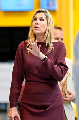 Queen Maxima visits association for circular initiatives. Hoogeveen. The Netherlands. 1 Apr 2026 Queen Maxima during a visit to Vepa, manufacturer of sustainable office furniture. Vepa is part of the Fair Furniture Group and helps organizations with their circular design. Furniture and individual parts are assessed in Vepa s Circular Center, saved, dismantled and renovated. Hoogeveen The Netherlands  Copyright: xDPPA EMx