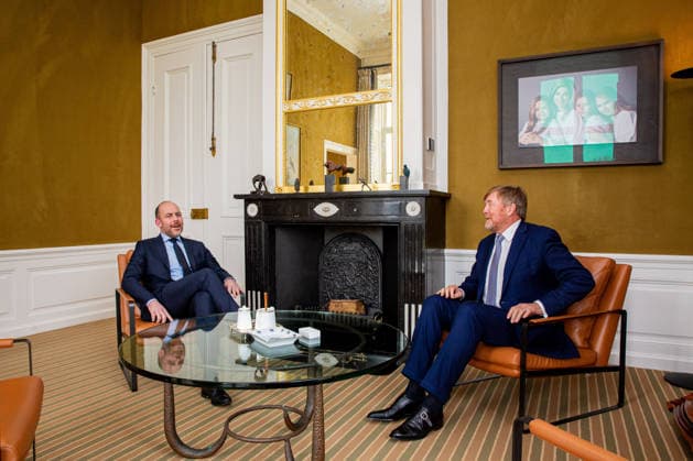 01-04-2026 HtB King Willem-Alexander during a meeting with minister van Asiel en Migratie, Dhr. Bart van den Brink, at palace Huis ten Bosch in The Hague. Â  Copyright: xPPEx