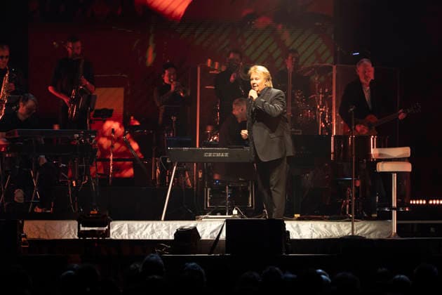 01 04 2026, Zurich, Hallenstadion, HOWARD CARPENDALE MEINE ABSCHIEDSTOURNEE Zurich Hallenstadion Zurich Switzerland  Copyright: xJustPictures.ch AlexanderxRaemyx
