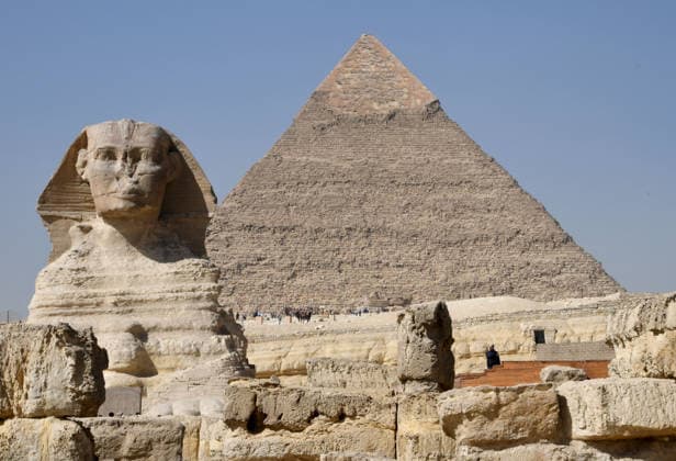 February 22, 2026, Giza, USA: The Sphinx, sometimes referred to as the Great Sphinx, stands at the approach to the Pyramid of Khafre in Giza. Giza USA  - ZUMAh154 20260222_znp_h154_063 Copyright: xMarkxHertzbergx