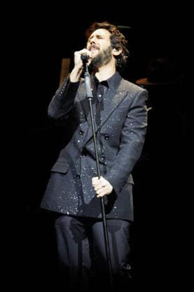 Josh Groban performs live at The O2 Arena in London, UK on 1st April 2026 Josh Groban performs live at The O2 Arena in London, UK on 1st April 2026, Credit:Manuela Langotsch Avalon United Kingdom, London, The O2 Arena  Copyright: xManuelaxLangotschx xAvalonx 1088066389