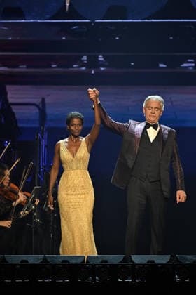 Andrea Bocelli And Andrea Lykke Oehlenschlæger In Concert - Paris Andrea Bocelli, Andrea Lykke Oehlenschlæger performs at the Accor Arena in Paris, France on April 1, 2026. Photo by Christophe Meng ABACAPRESS.COM Paris France  Copyright: xMengxChristophe ABACAx