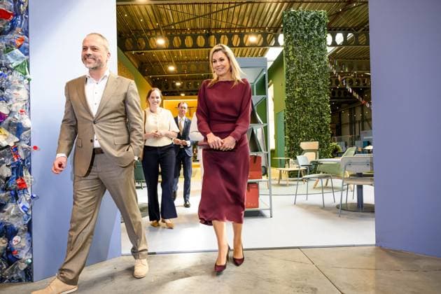 Queen Maxima Visits Association for Circular Initiatives - Netherlands Queen Maxima visiting the association Circulair Groningen Drenthe during a working visit at Vepa in Hoogeveen, Netherlands on April 1, 2026. Photo by Patrick van Emst NL Beeld Bruno Press ABACAPRESS.COM Netherlands  Copyright: xBrunoxPress ABACAx