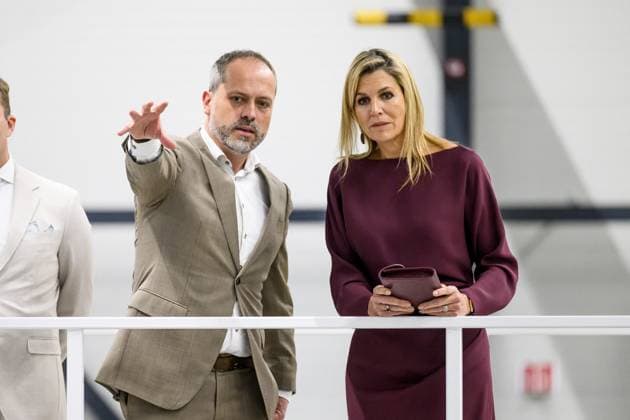 Queen Maxima Visits Association for Circular Initiatives - Netherlands Queen Maxima visiting the association Circulair Groningen Drenthe during a working visit at Vepa in Hoogeveen, Netherlands on April 1, 2026. Photo by Patrick van Emst NL Beeld Bruno Press ABACAPRESS.COM Netherlands  Copyright: xBrunoxPress ABACAx