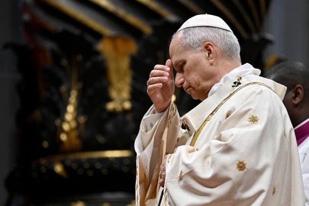 ITALY - REL - POPE LEO XIV DURING THE CHRISM MASS IN ST.PETER S BASILICA VATICAN CITY April 2, 2026 Italy, Rome, Vatican April 2, 2026 Pope Leo XIV during the Chrism Mass in St. Peter’s Basilica, Vatican City. During the Mass, the Pope blesses a small quantity of oil that will be used to administer the sacraments throughout the year. EDITORIAL USE ONLY - NO BOOKS Copyright: xVATICANxMEDIA xCatholicxPressxPhotox