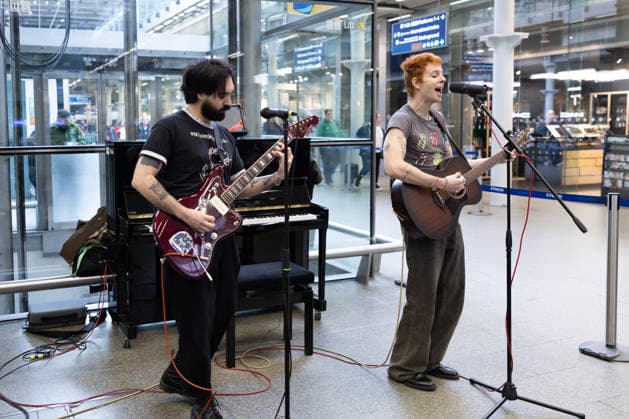 D3lta performs live at St Pancras International station, London, UK, 02 April 2026. D3lta - St. Pancras Performance to celebrate the release of his single Mad About It , Credit:Ewelina Stachurska Show Me You Avalon United Kingdom, London, St. Pancras  Copyright: xEwelinaxStachurskaxShowxMexYoux xAvalonx 1088218462