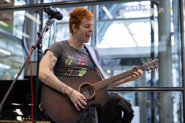D3lta performs live at St Pancras International station, London, UK, 02 April 2026. D3lta - St. Pancras Performance to celebrate the release of his single Mad About It , Credit:Ewelina Stachurska Show Me You Avalon United Kingdom, London, St. Pancras  Copyright: xEwelinaxStachurskaxShowxMexYoux xAvalonx 1088218566
