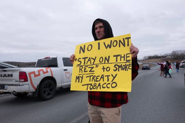 April 2, 2026, Shubenacadie, Ns, CANADA: Sipeknekatik First Nation members protest along Highway 102 near Shubenacadie, N.S. on Thursday, April 2, 2026. Shubenacadie CANADA  - ZUMAc35_ 20260402_zaf_c35_055 Copyright: xTedxPritchardx