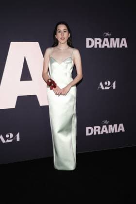 Alana Haim at arrivals for THE DRAMA Premiere, Regal Union Square, New York, NY, April 02, 2026. Photo By: Kristin Callahan Everett Collection THE DRAMA Premiere PUBLICATIONXNOTxINxCANxCHNxFRAxITAxJPNxNORxPOLxRUSxESPxUKxUSA