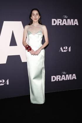 Alana Haim at arrivals for THE DRAMA Premiere, Regal Union Square, New York, NY, April 02, 2026. Photo By: Kristin Callahan Everett Collection THE DRAMA Premiere PUBLICATIONXNOTxINxCANxCHNxFRAxITAxJPNxNORxPOLxRUSxESPxUKxUSA