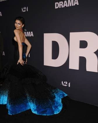 Zendaya at arrivals for THE DRAMA Premiere, Regal Union Square, New York, NY, April 02, 2026. Photo By: Kristin Callahan Everett Collection THE DRAMA Premiere PUBLICATIONXNOTxINxCANxCHNxFRAxITAxJPNxNORxPOLxRUSxESPxUKxUSA