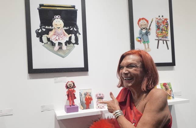 Artist Michael Fredo’s The Moonlighters hosted by Tommy Hilfiger and Andy Hilfiger in New York NEW YORK CITY, UNITED STATES - APRIL 02: Carmen D Alessio, one of the founders of Studio 54, attends opening of Michael Fredo’s The Moonlighters at One Art Space Tribeca, on April 2, 2026, New York City, U.S. The showcase features the presentation of the Smile Collection, inspired by curator MaryAnn Giella McCulloh’s first encounter with Michael Fredo’s whimsical, magical clay sculptures which brought an immediate smile, inspiring the collection’s name. Selcuk Acar Anadolu New York United States. Editorial use only. Please get in touch for any other usage. Copyright: x2026xAnadoluxSelcukxAcarx